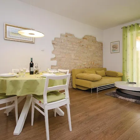 2 Bedroom Amazing In בית נופש רוביני